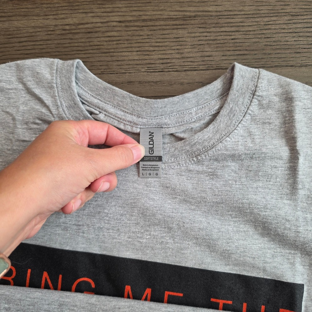 Bring Me The Horizon Band Tee Grey Heart Graphic Shirt Large NWOT - Picture 3 of 5